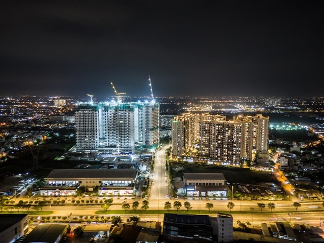 Các tháp Akari City giai đoạn 2 đã cất nóc trong quý 4/2023, đang bám sát tiến độ tổng thể